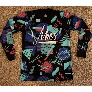 Launder Vibes Geometric  Graphic M Long Sleeve Shirt Black Purple Pink